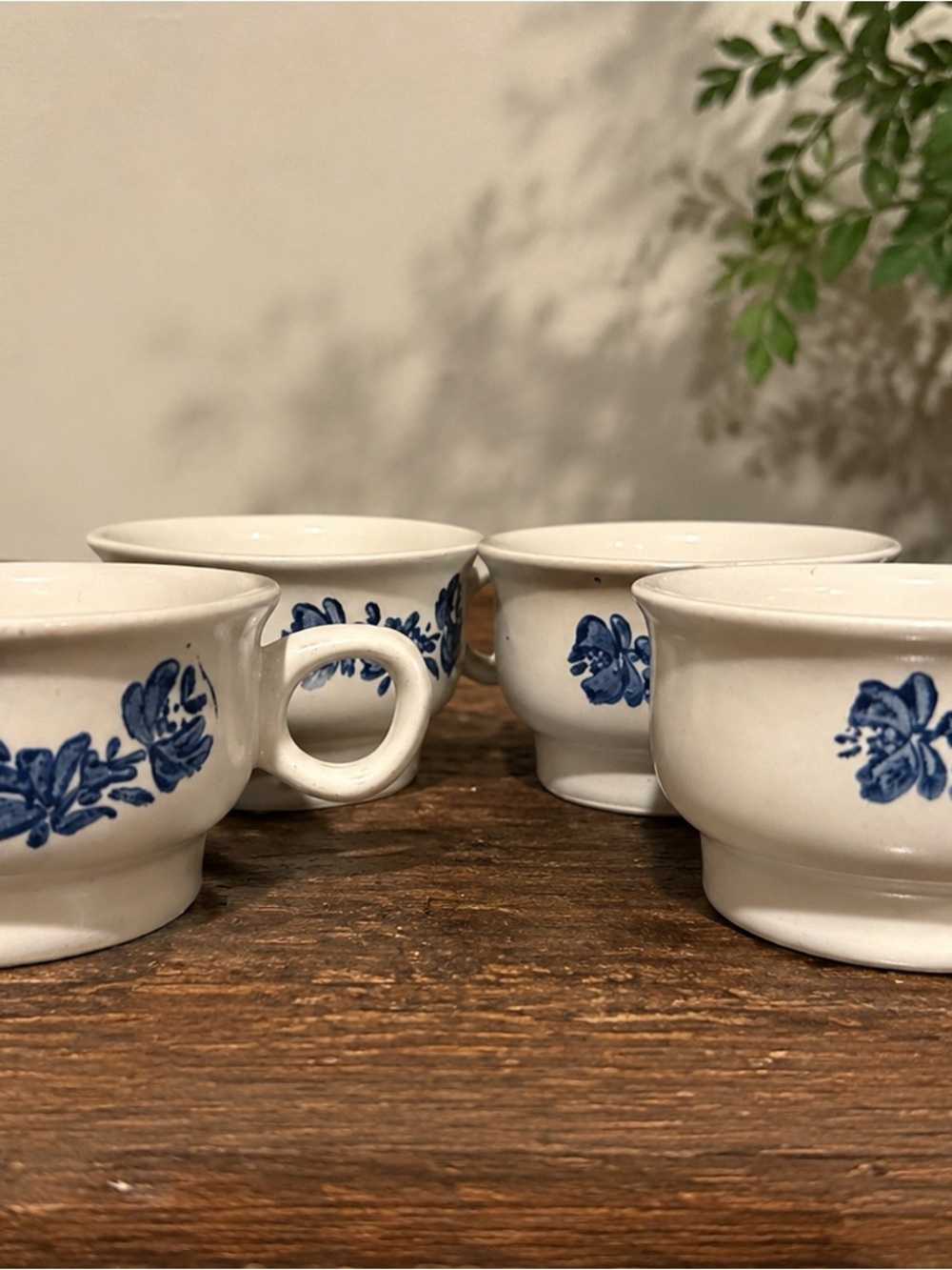 Set of 4 Vintage Pfaltzgraff Yorktowne Flat Coffee Tea Cups Blue Floral
